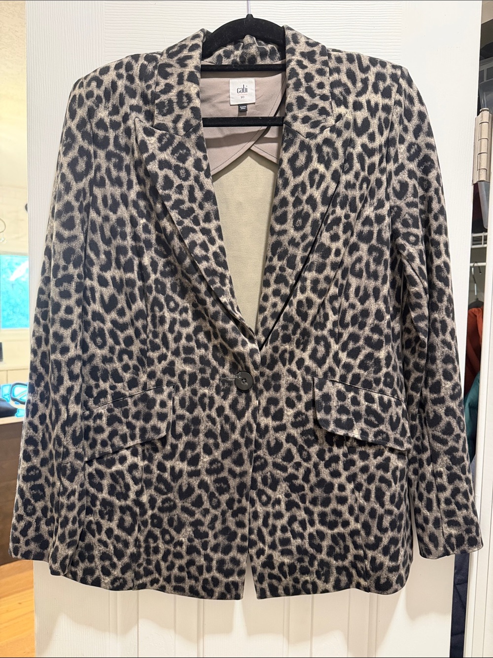 CAbi Jungle Leopard-Print Single-Button Blazer - Black & Cream EUC Size 10